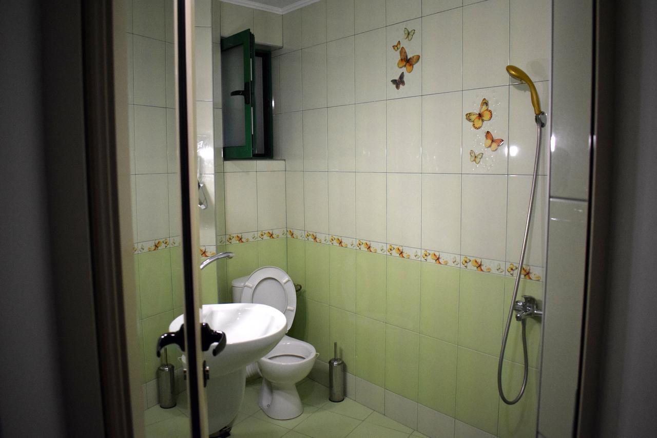 Guest Rooms Waterfall スモーリャン エクステリア 写真